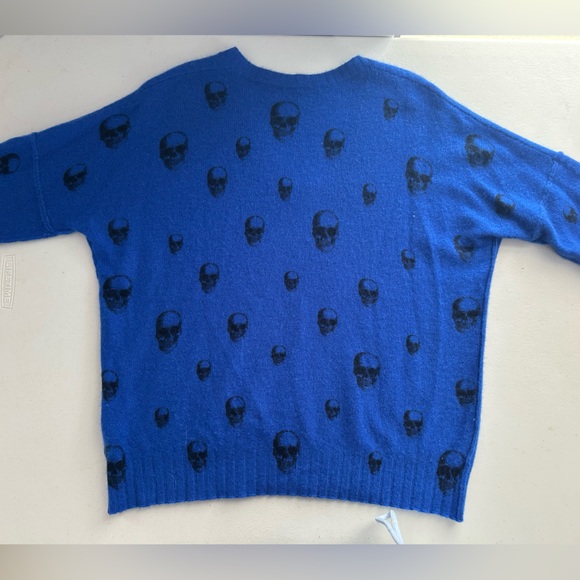 Skull Cashmere Sweater - Picture 4 of 4